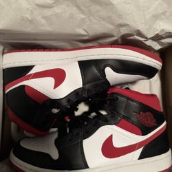 Men’s Air Force 1 Mid 