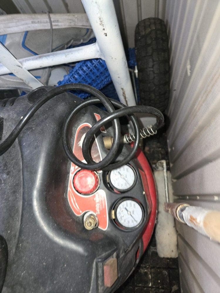 Husky Portable Electric Compressor