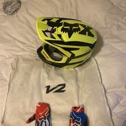 Fox Racing Helmet For Youth Large 51 To 52