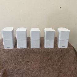 5 Bose Jewel Cube Speakers with Bare Wire  Adapter