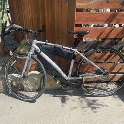 Trek Bicycle (Good for person 5’6 and shorter)