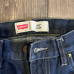 Levi’s pants