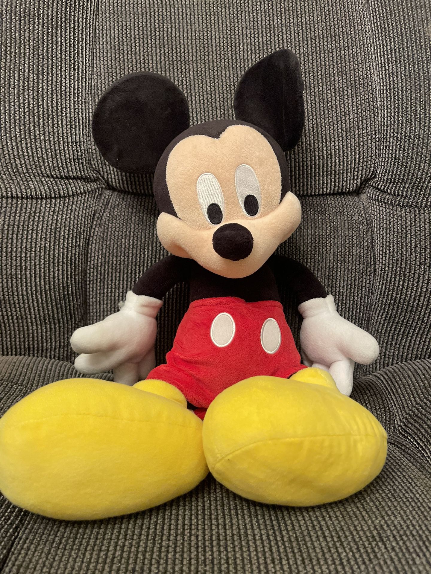 Mickey Mouse, Disney Parks Orginal, 18 Inch Plush, Doll