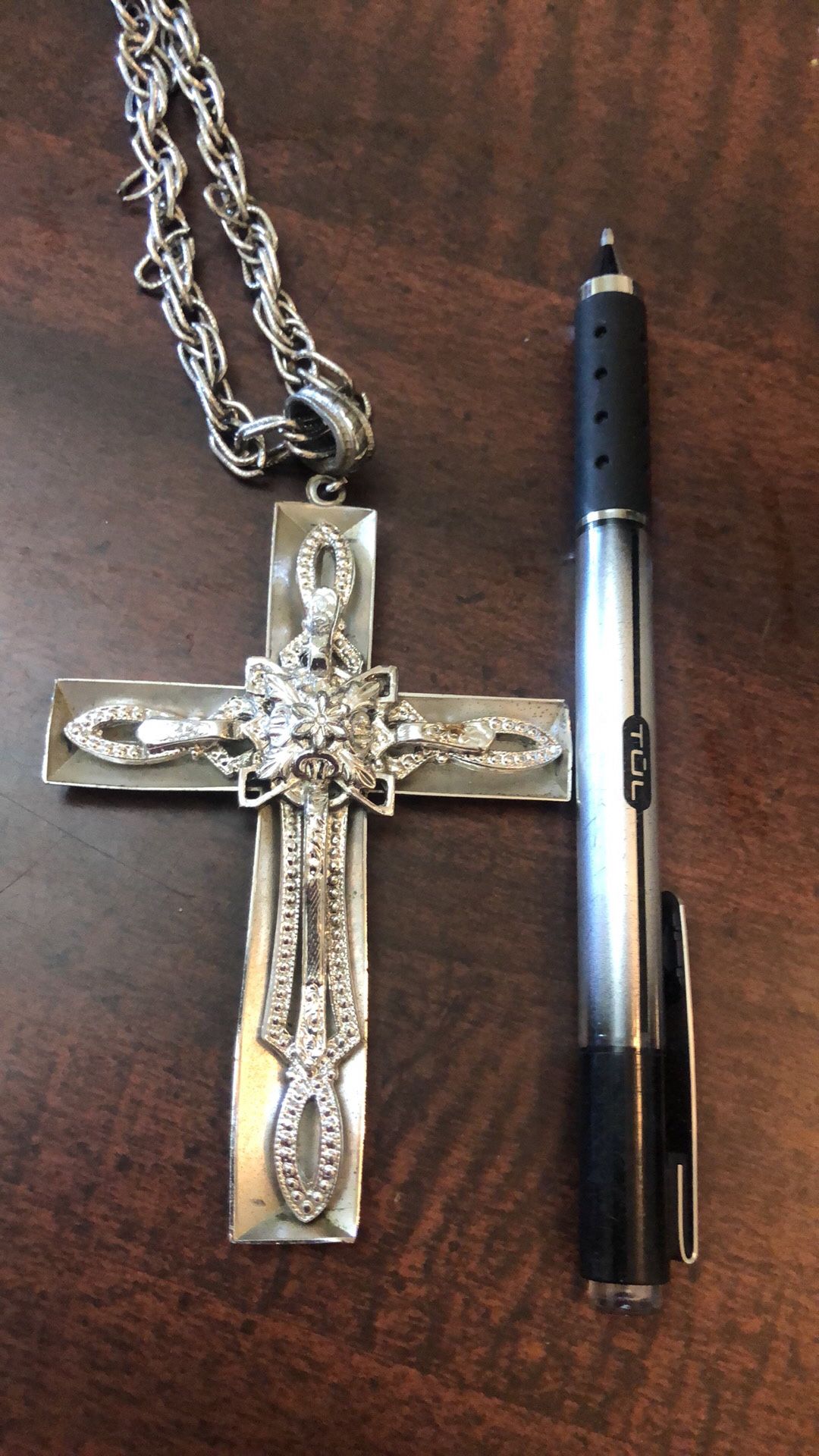 Large Cross Necklace 