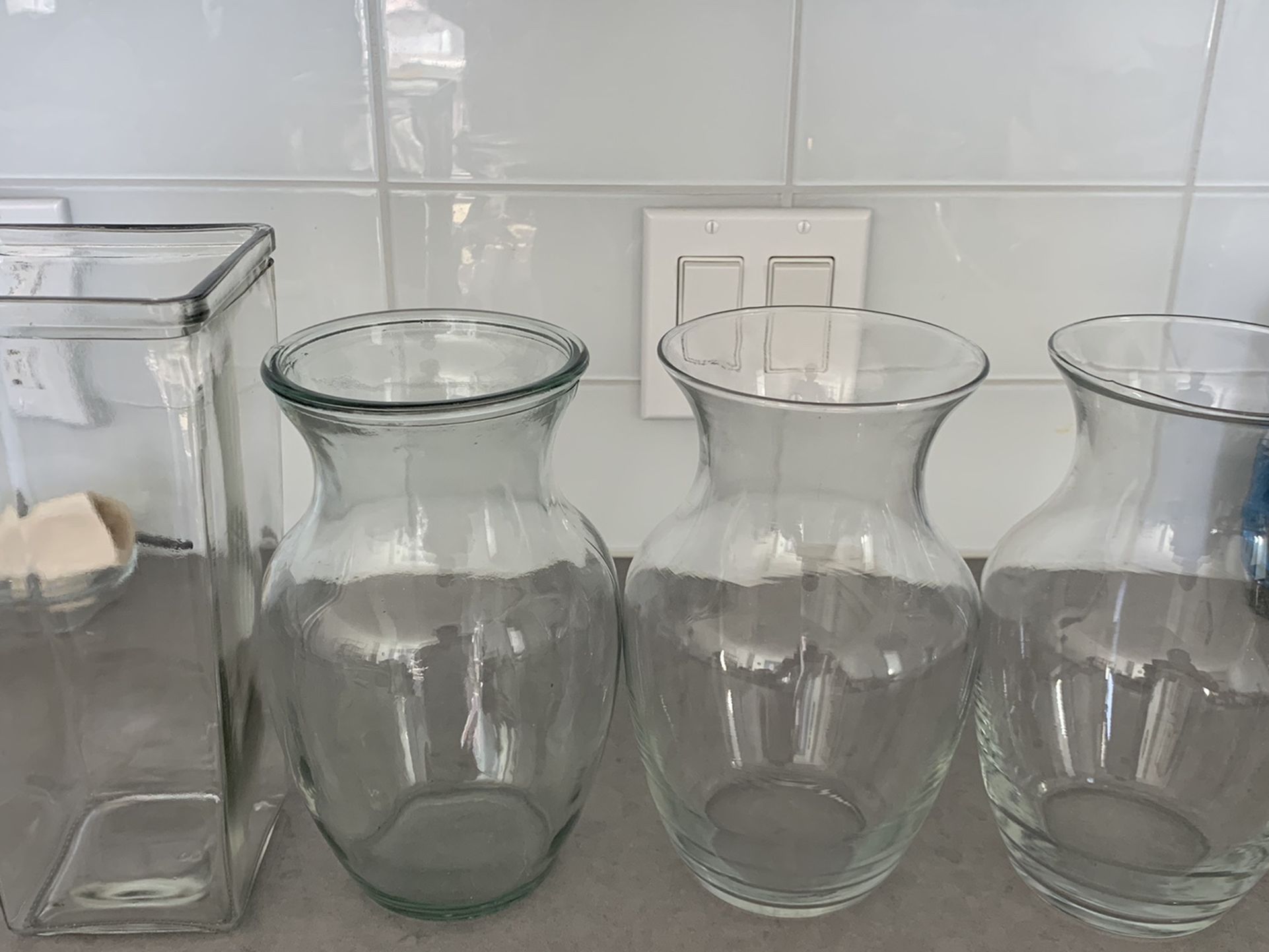 4 Flower Vases