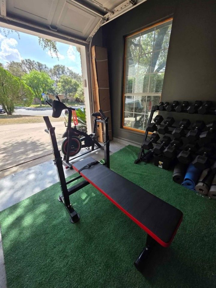 Weight bench with rack. FLASH SALE