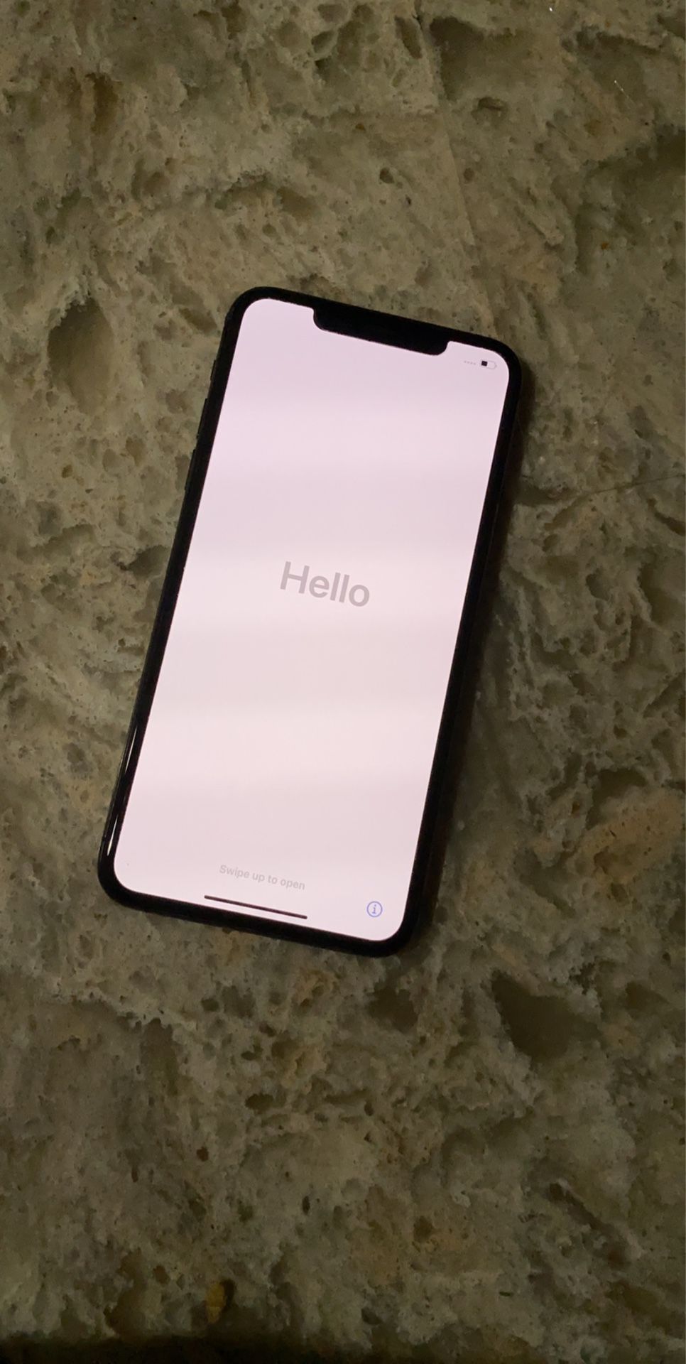 iPhone 11 Pro Max 256gb locked to At&T