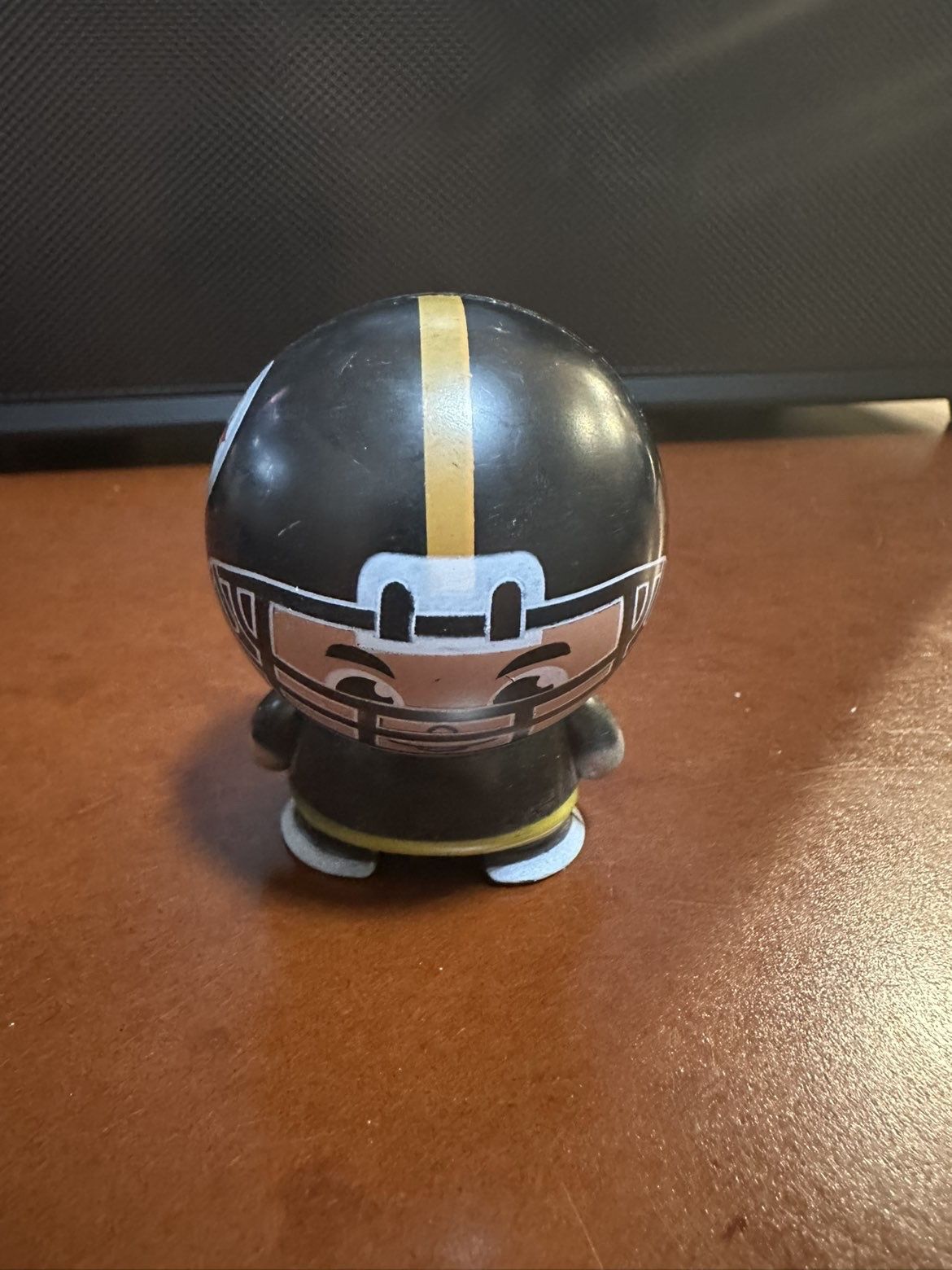 2012 Pittsburgh Steelers NFL Mini Buildable Figure 2.5”