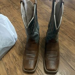 Womans Ariat Boots 