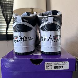 SB Dunk High SUPREME