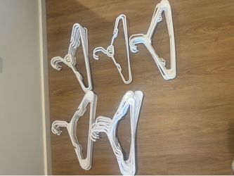 60 White Hangers