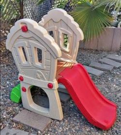 Little Tikes Hide and Seek good condition