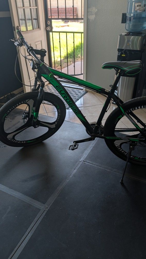Eurobike 29" Mountain Bike