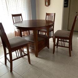 Dining Table And C Hairs