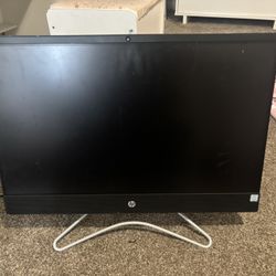 HP 22 All-in-One PC, Intel Pentium Silver J5040, 4GB RAM, 128GB SSD,
