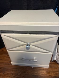 Night stand