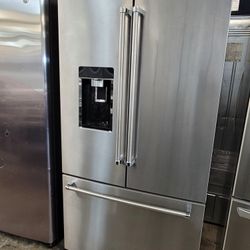 KitchenAid Counter Depth Stainless Steel French Door Refrigerator  36W24D71.5H