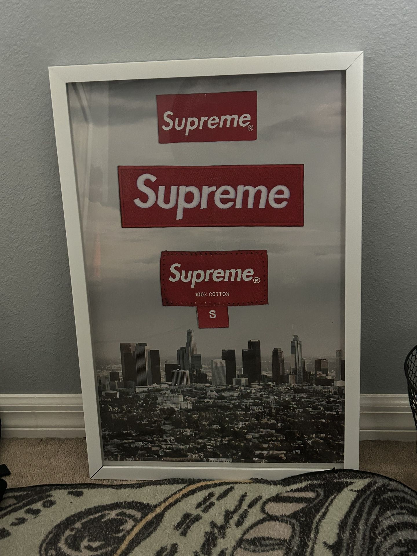 Supreme Frame