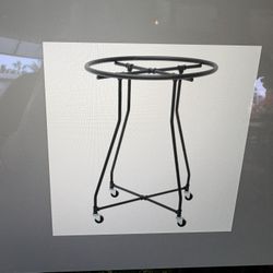 Pipeline Display Fixtures