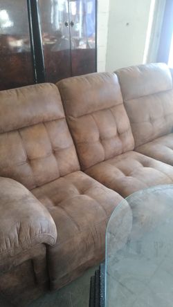 Recliner sofa