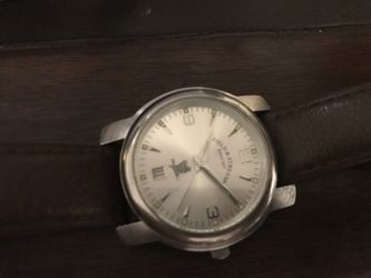 Men’s wristwatch w/brown leather band. 50% off