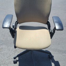 Steelcase Leap V2 Office Desk Gaming Chairs 