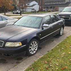 2000 Audi A8