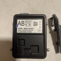 Windshield Front Camera 4runner Toyota 8646C-0w010