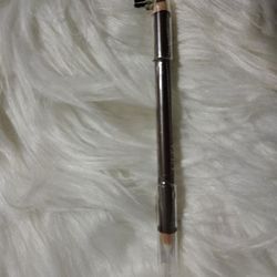 brown eyebrow pencil