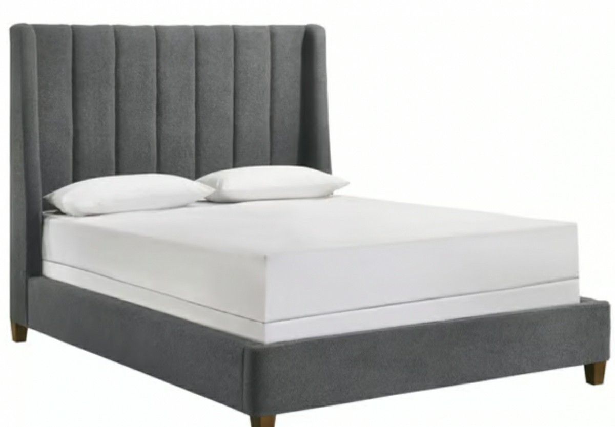 Agnes Charcoal Boucle Queen Upholstered Bed