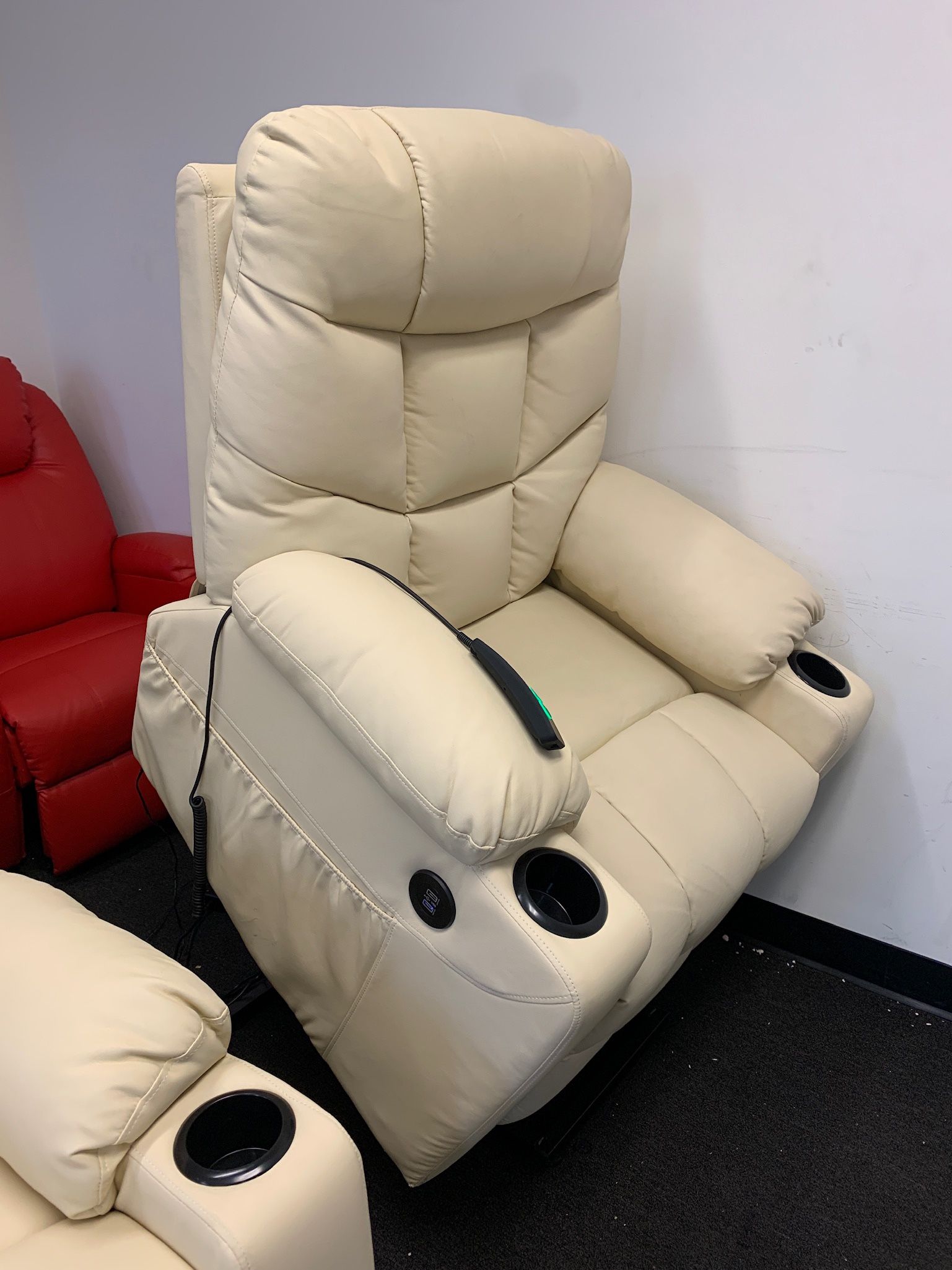 Cream white recliner With Lift Function Cup holders Dual USB Ports 7288