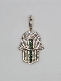 10KT Hamsa Pendant