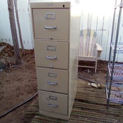 $150 SHAW WALKER METAL FILE CABINET 