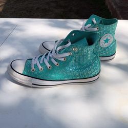 Woman's Mermaid Converse size 9