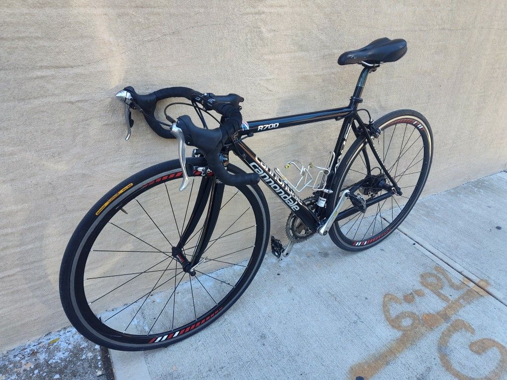 Bike Cannondale Caad5 R700