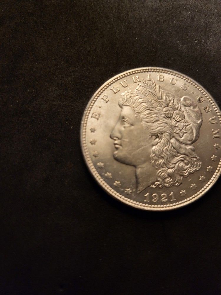 1921 S  MORGAN SILVER DOLLAR 