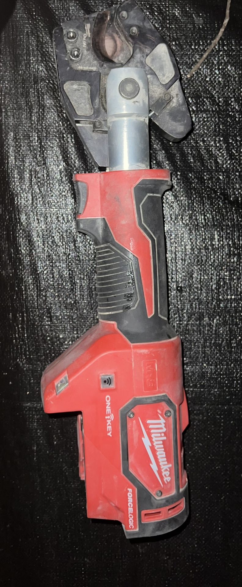 Milwaukee 2672-21 M18 18V Force Logic Cable Cutter