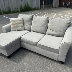 Free Delivery! Grey Sectional Couch with Pullout Bed 