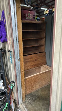 Entry Home Furniture Piece.