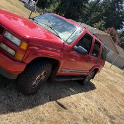 2000 Chevrolet Tahoe