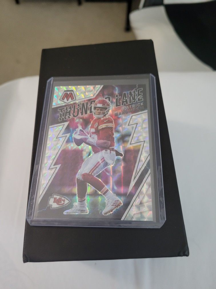 SSP Flawless Silver Refractor Thunder Lane Mahomes