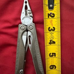 LEATHERMAN TITANIUM CHARGE PLUS TTI, 19 IN 1, STAINLESS STEEL