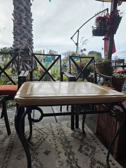  Nice Patio Furniture Sets 4 Chairs Wirh Cusion And Antique Table