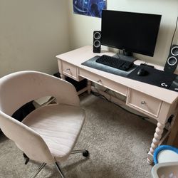 Matching furniture 