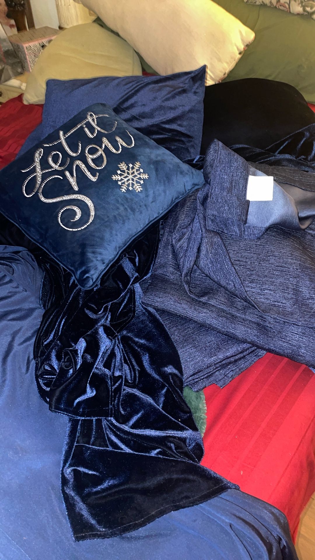 8 Curtains 4 Pillows And One Table Cover Ralph Lauren100