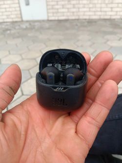 JBL Ear Buds