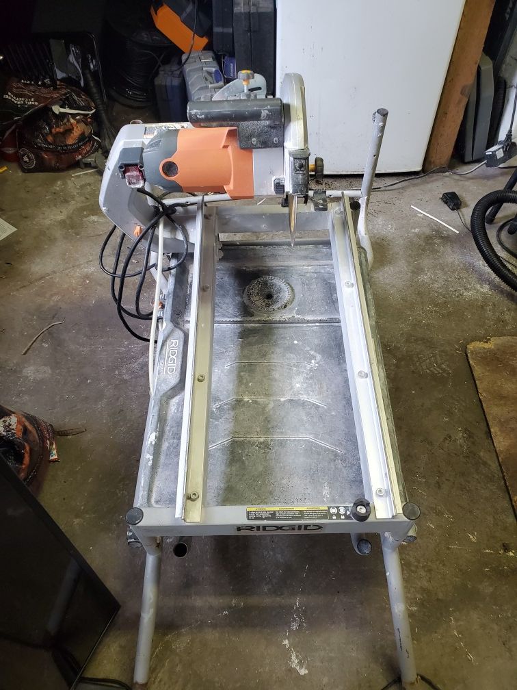Ridgid r4010 wet saw for Sale in Auburn, WA OfferUp