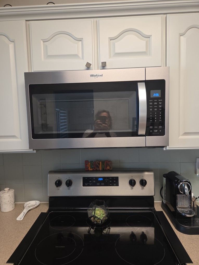 Whirlpool Microwave