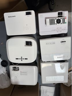 12 video projectors with power cord no remote controller