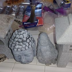 Buddha's Temples Trying To Sell As A Set If You Leave Your Number I Will Text You When I Have